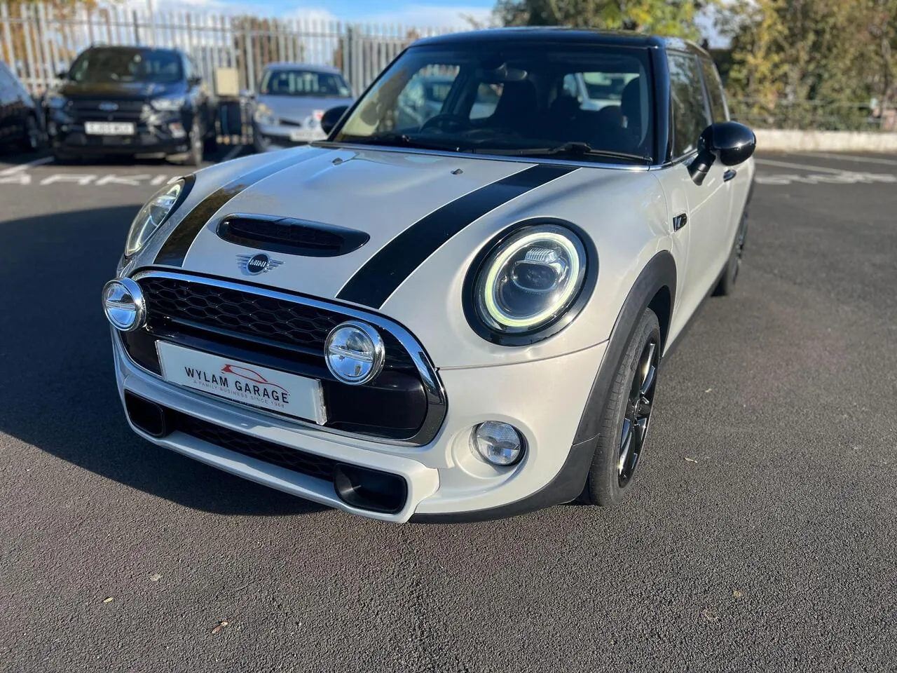 Mini Hatch 2018 photo 4