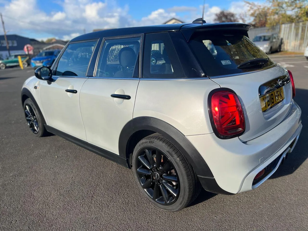 Mini Hatch 2018 photo 5