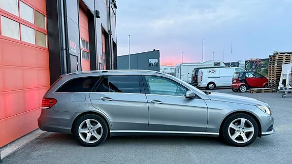 Mercedes-Benz E220 2015 photo 4