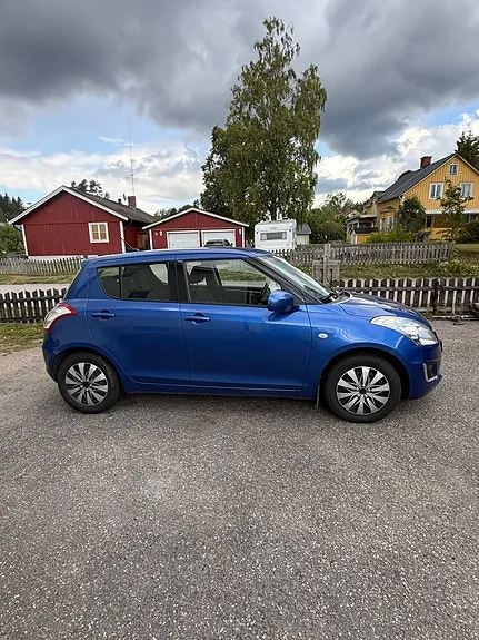 Suzuki Swift 2015 photo 3