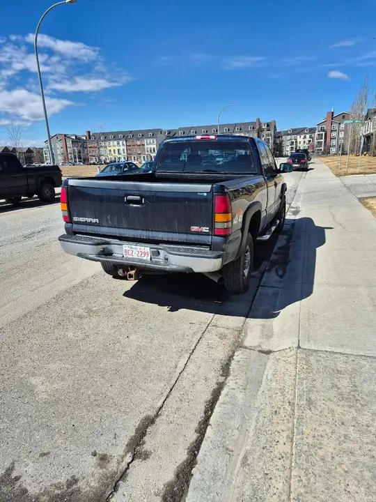 GMC Sierra 2500 2005 photo 2