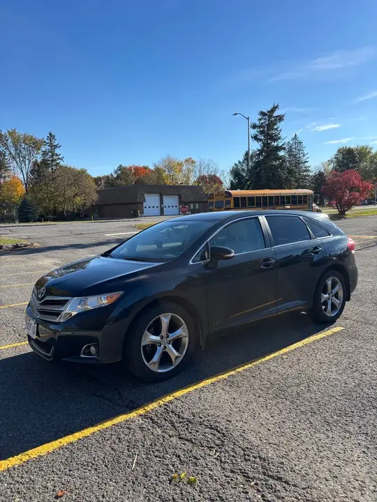 Toyota Venza 2014 photo 3