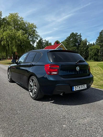BMW 118D 2012 photo 3