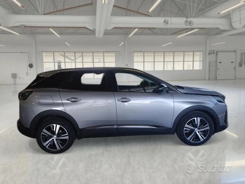 Peugeot 3008 2022 photo 3