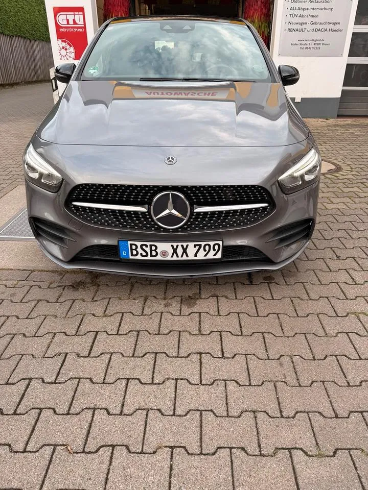 Mercedes-Benz B220 Amg Line 4Matic