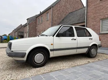Volkswagen Golf 2