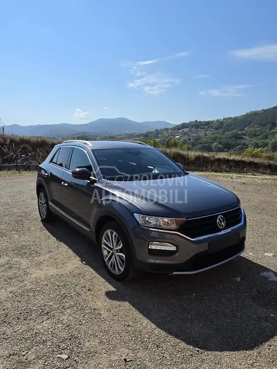Volkswagen T-Roc 2021 photo 3