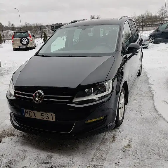 Volkswagen Sharan 2012 photo 2