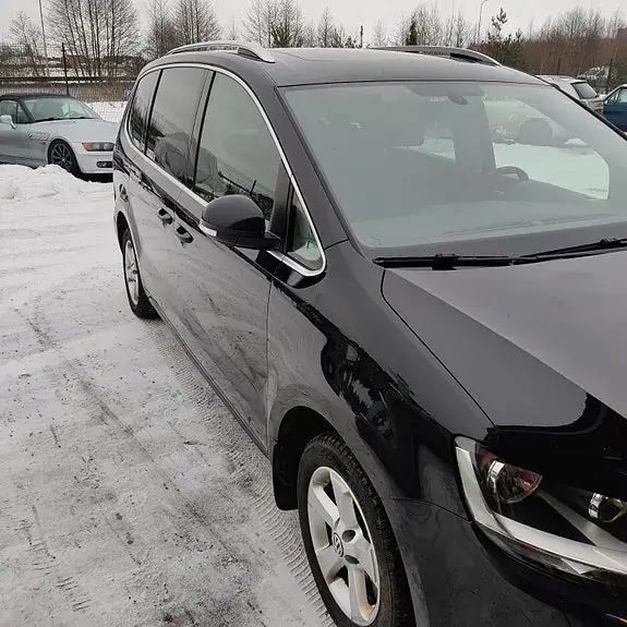 Volkswagen Sharan 2012 photo 4