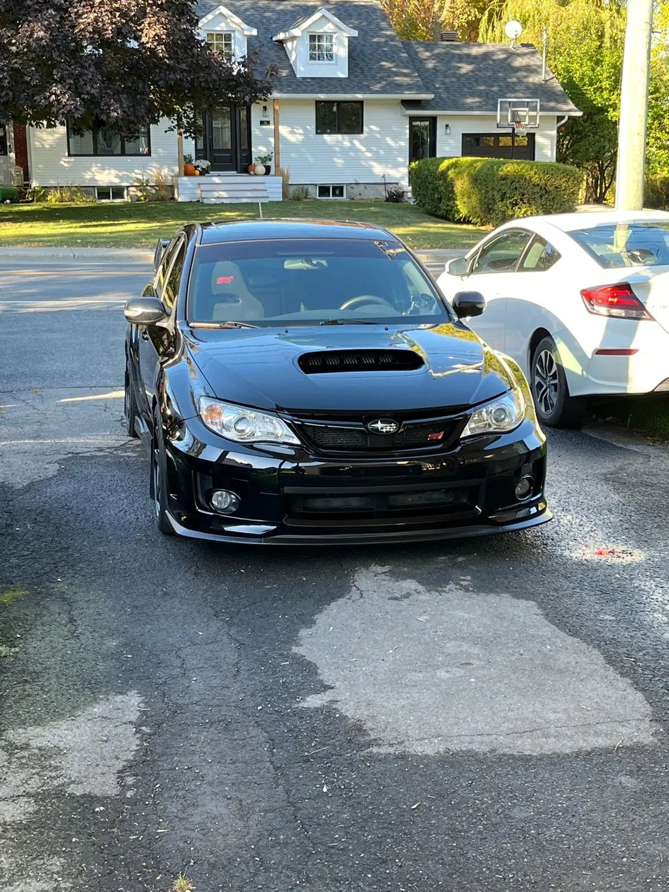Subaru Wrx Sti 2013 photo 2
