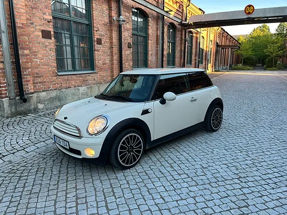 Mini One 2010 photo 3