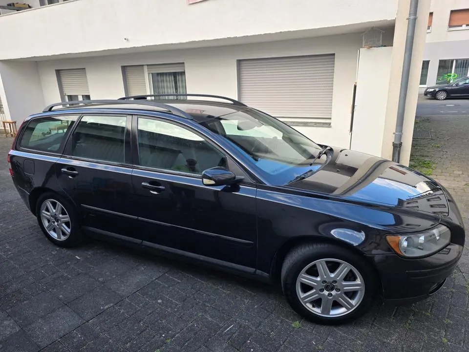 Volvo V50