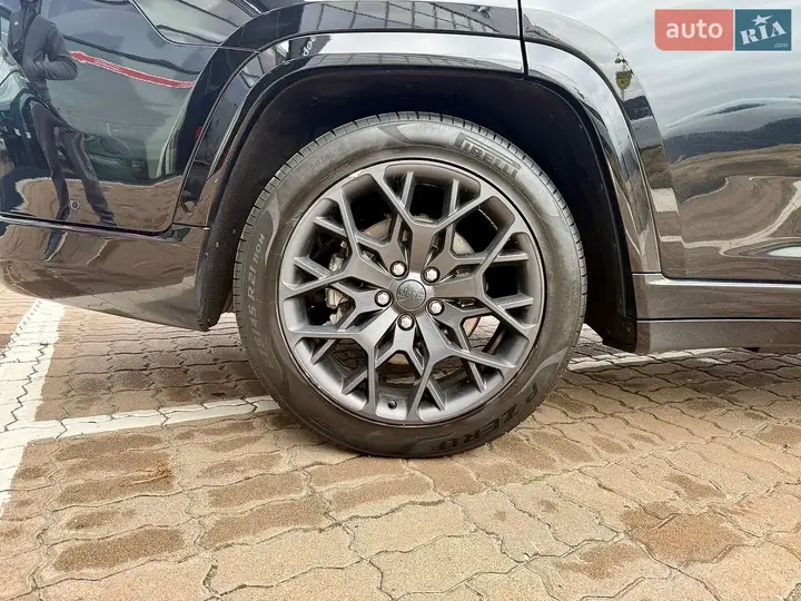 Jeep Grand Cherokee 2023 photo 5