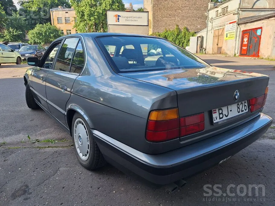 BMW 535 1989 photo 3