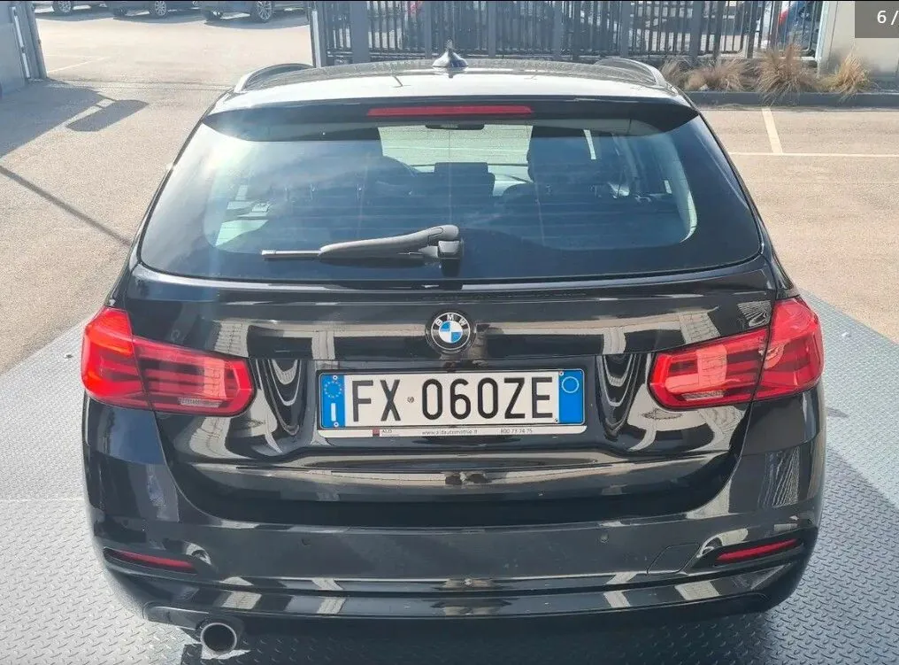 BMW 318 2019 photo 3
