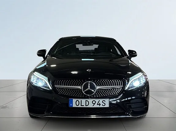Mercedes-Benz C300 2021 photo 2