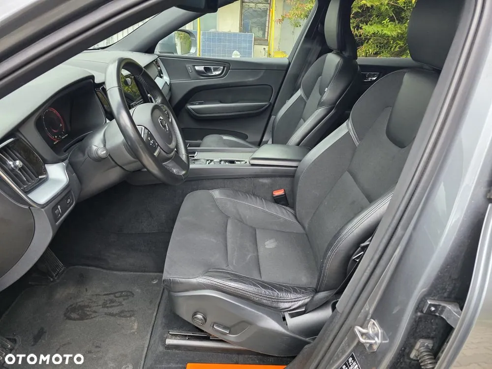 Volvo Xc 60 2019 photo 3