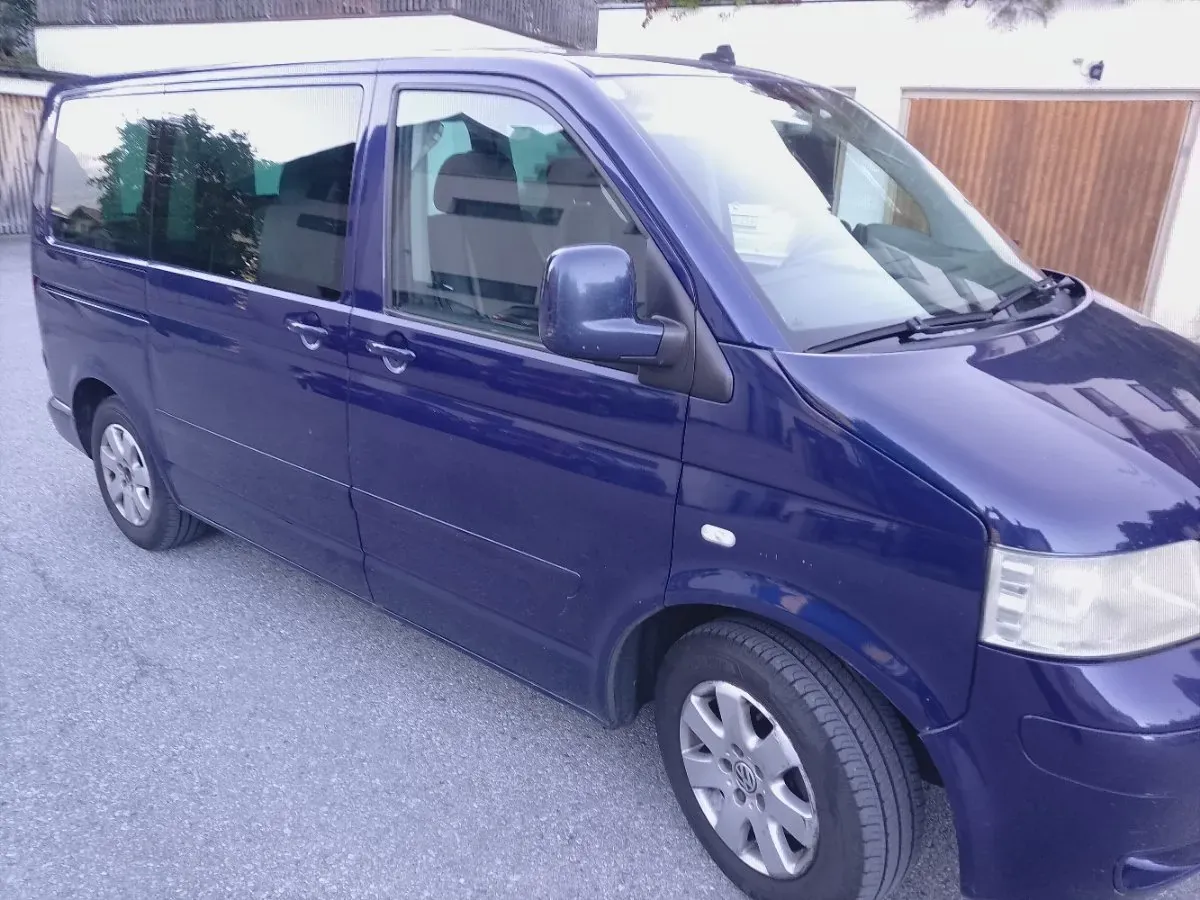 Volkswagen T5 2005 photo 2