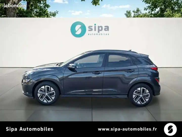 Hyundai Kona 2023 photo 2