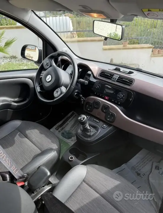 Fiat Panda Cross 2019 photo 3