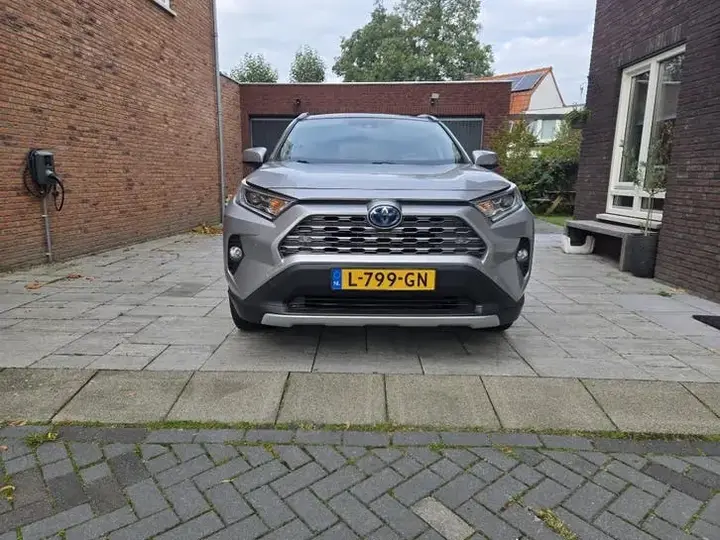 Toyota Rav4 2019 photo 4