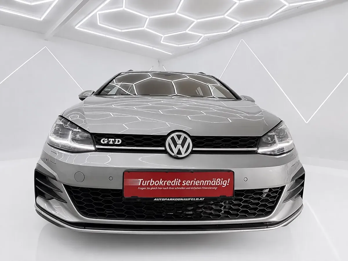 Volkswagen Golf 2017 photo 2