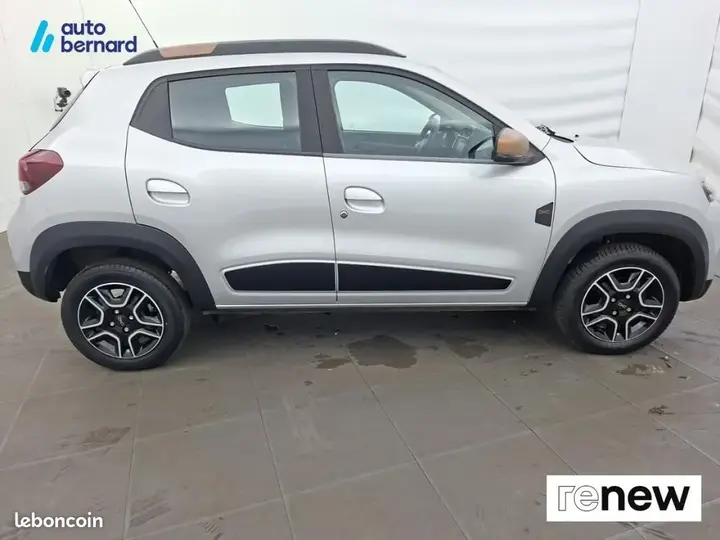 Dacia Spring 2023 photo 4