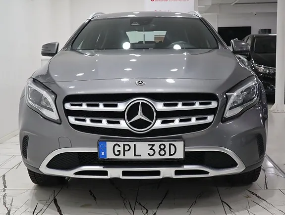 Mercedes-Benz Gla180 2020 photo 2