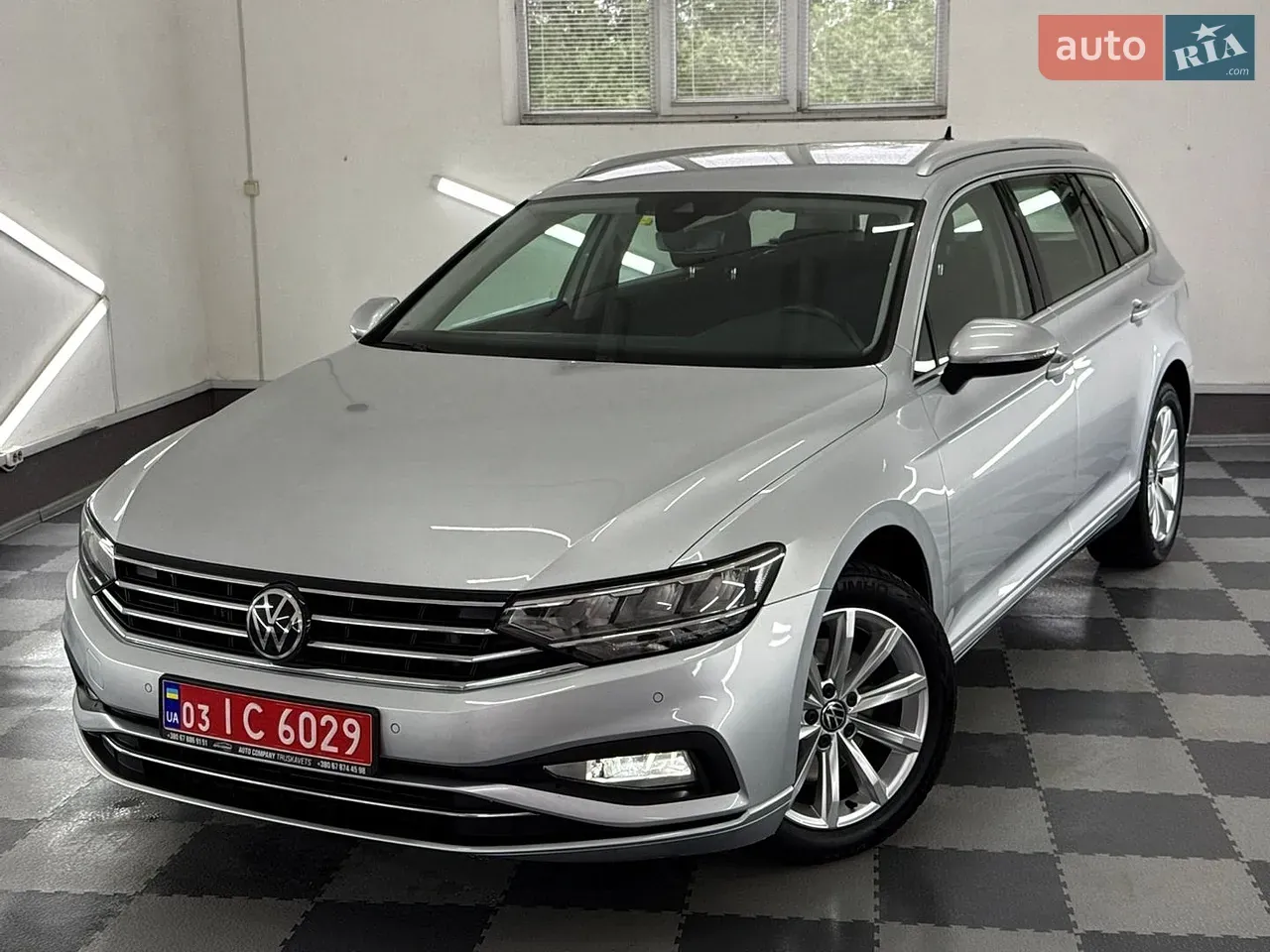 Volkswagen Passat 2020 photo 2