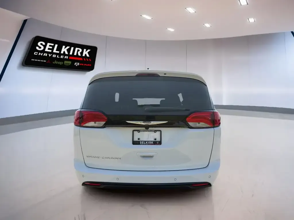 Chrysler Grand Caravan 2027 photo 5