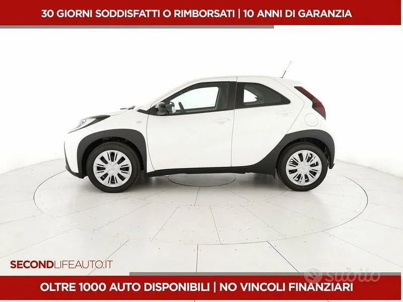 Toyota Aygo 2024 photo 2