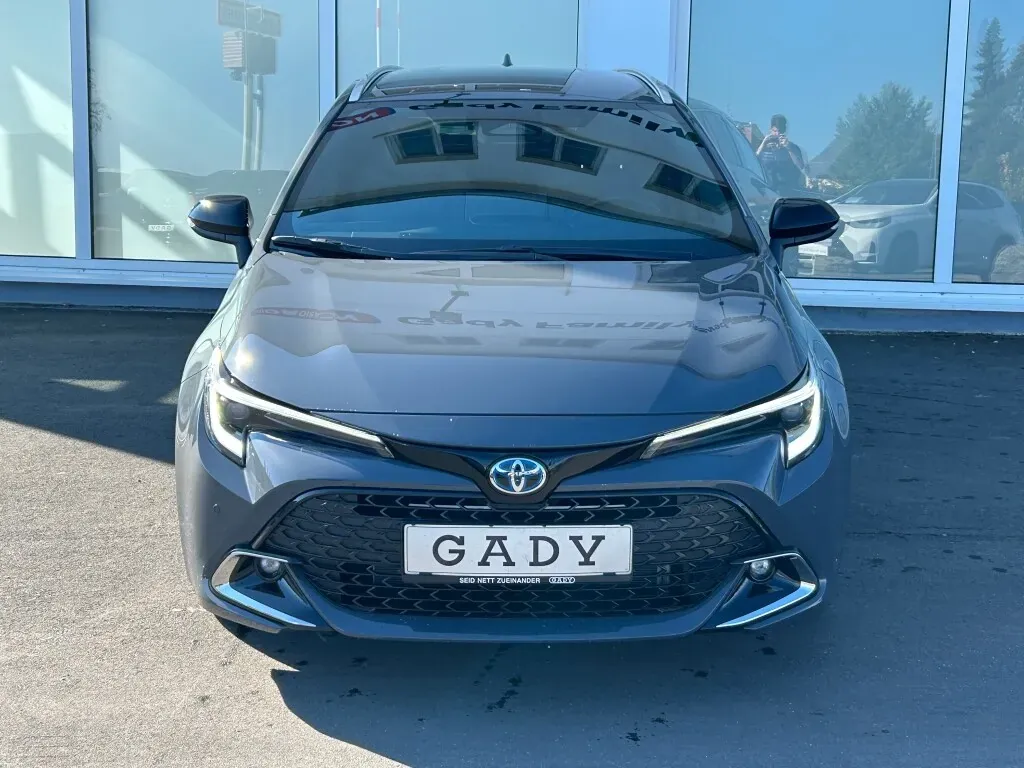 Toyota Corolla photo 2