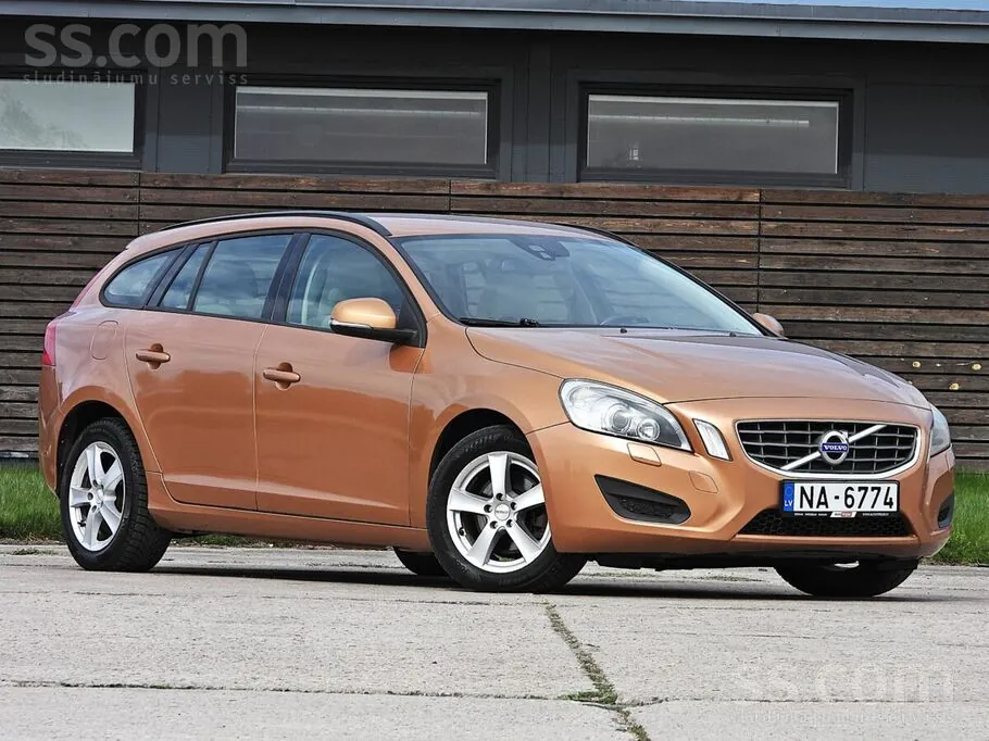 Volvo V60 2011 photo 3