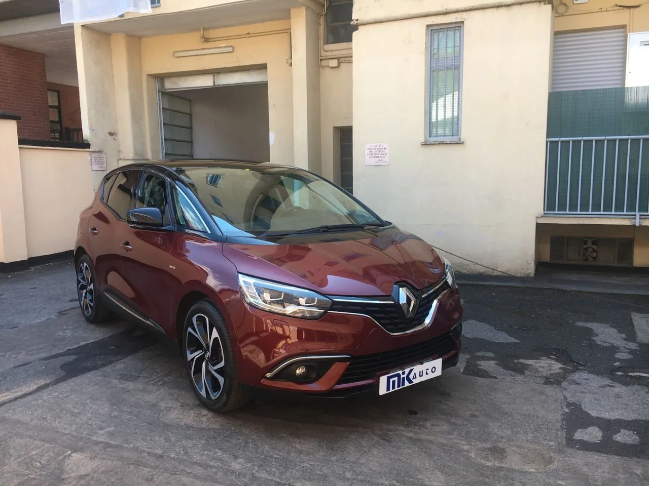 Renault Scenic 2017 photo 4