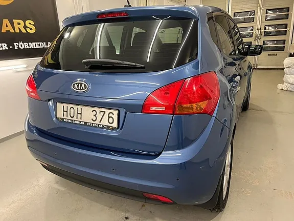 Kia Venga 2012 photo 3