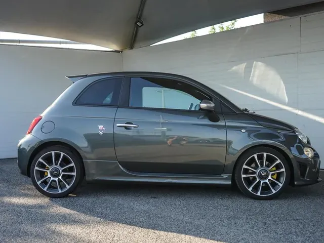 Abarth 595 2018 photo 3