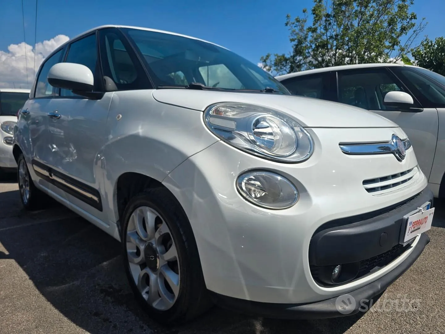 Fiat 500L 2015 photo 2