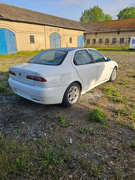 Alfa Romeo 156 2002 photo 4