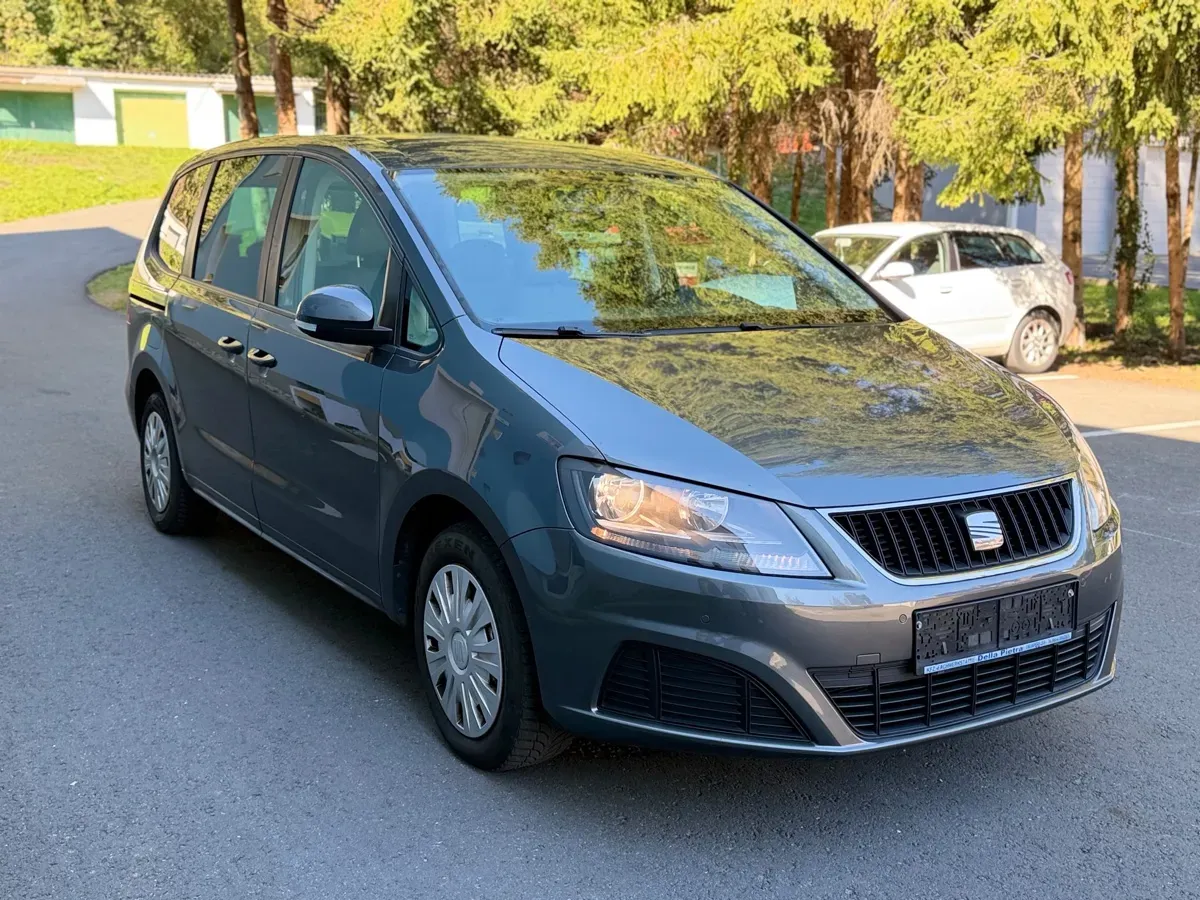 Seat Alhambra 2012 photo 2