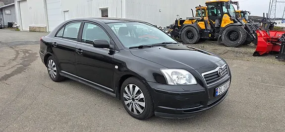 Toyota Avensis 2005 photo 2