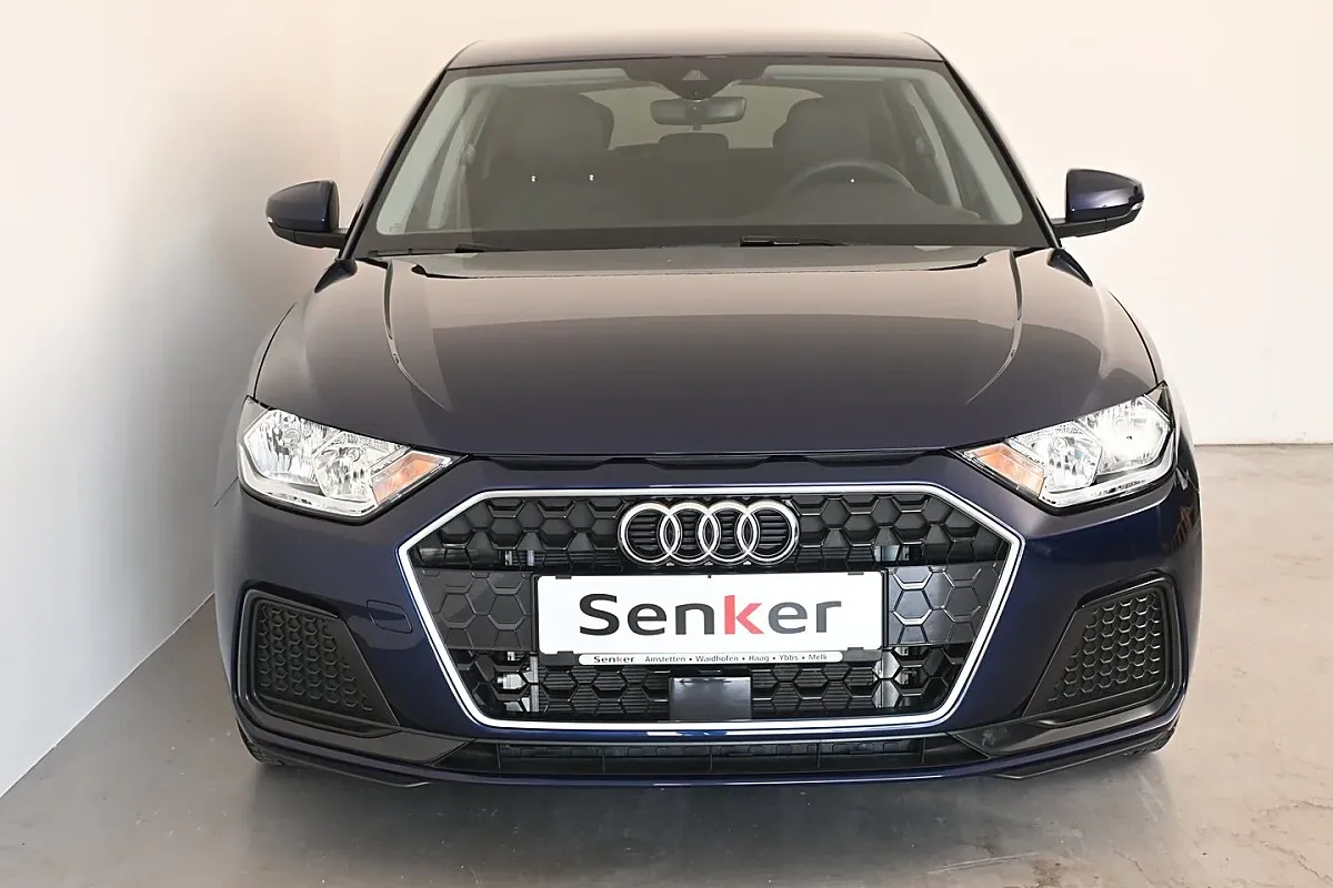 Audi A1 2025 photo 3