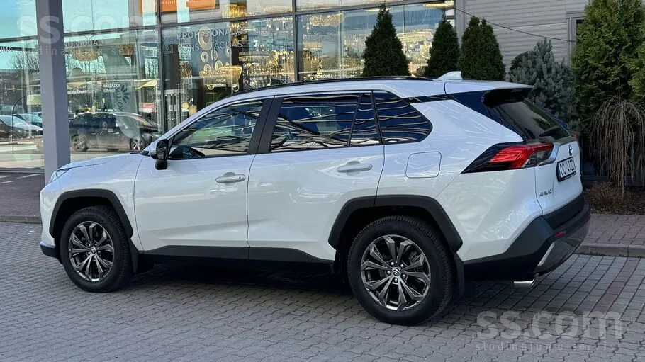 Toyota Rav4 2025 photo 4