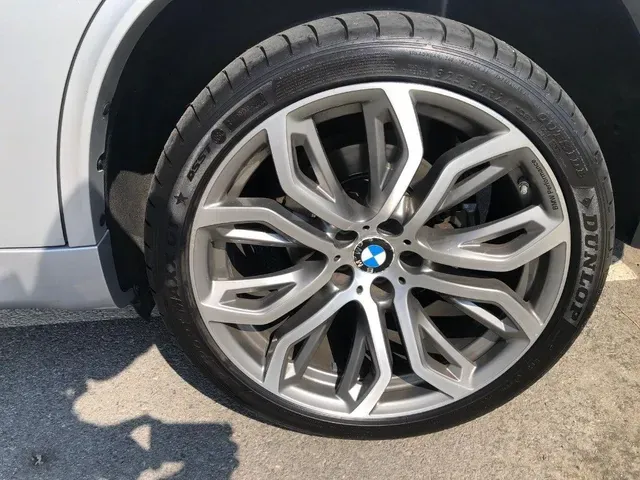 BMW X5 2016 photo 2