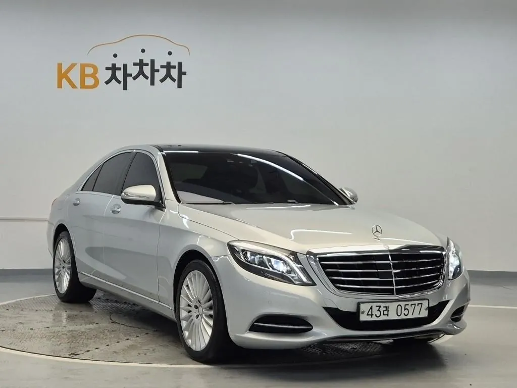 Mercedes-Benz S-Class 2016 photo 4