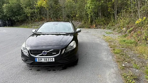 Volvo V60 2013 photo 2