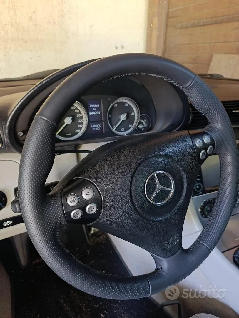 Mercedes-Benz C-Class 2005 photo 4