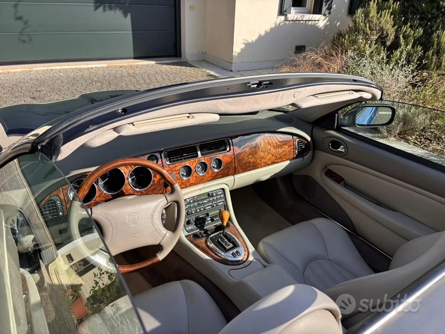 Jaguar Xk8 1997 photo 4