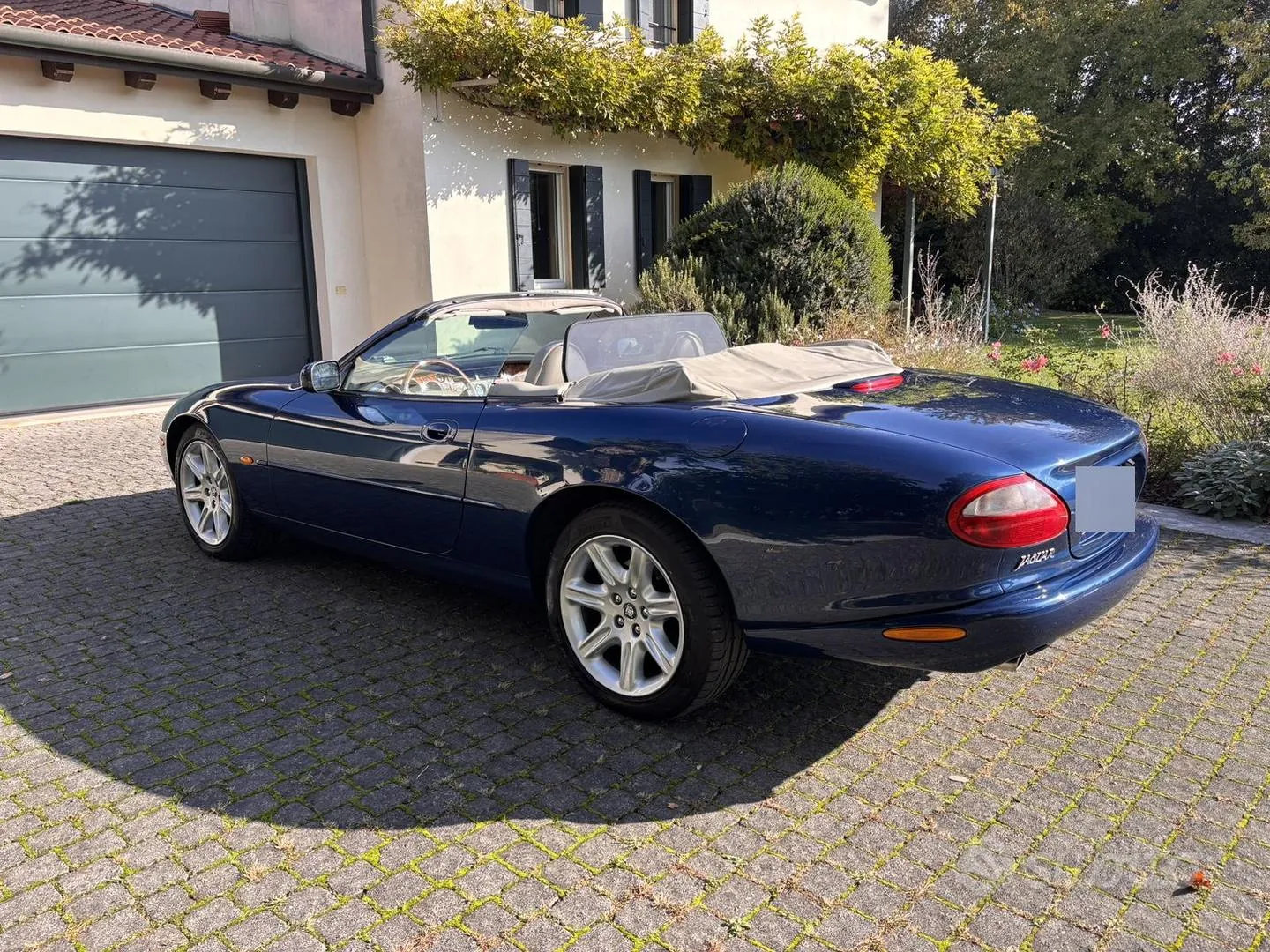 Jaguar Xk8 1997 photo 2