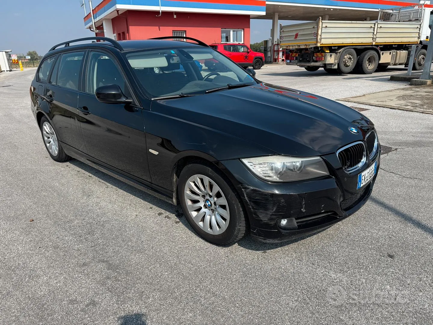 BMW 3 Series 2009 photo 2