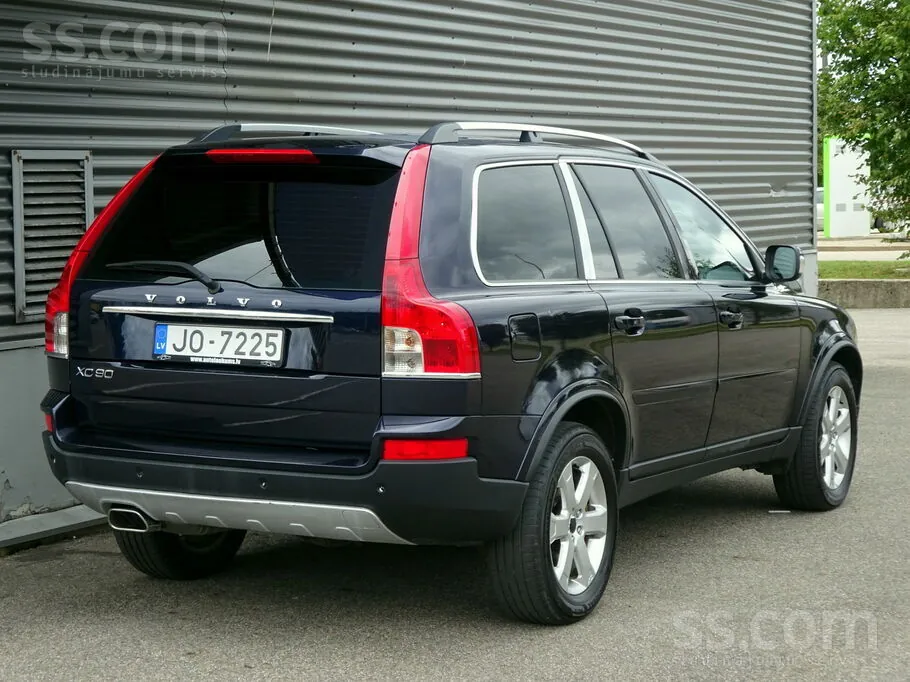 Volvo Xc90 2011 photo 2